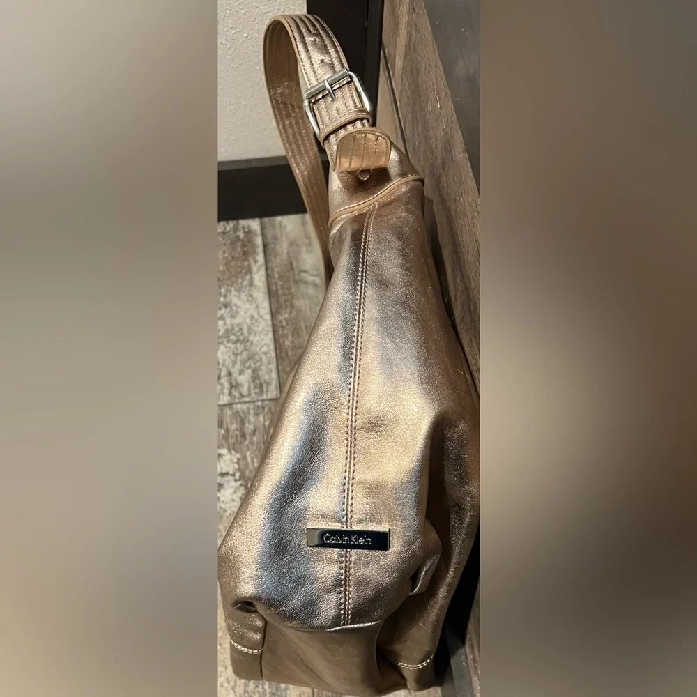 Calvin Klein handbag shoulderbag NWOT metallic
